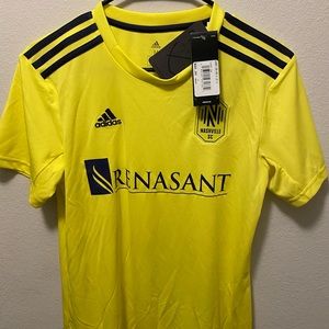 size M nashville sc home soccer jersey! NWT!